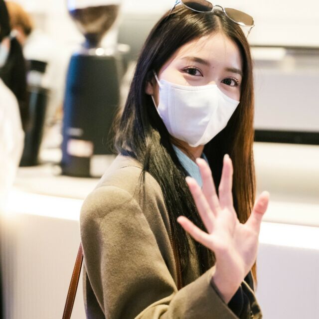 ไม่ใช่เหงา ไม่ใช่เผลอ ที่ฉันนั้นรักฮูพอย่างง่ายดาย💝🥰
🙈
#HoopBNK48 #BNK48
#TheCheeseSisters_GalaPremiere
